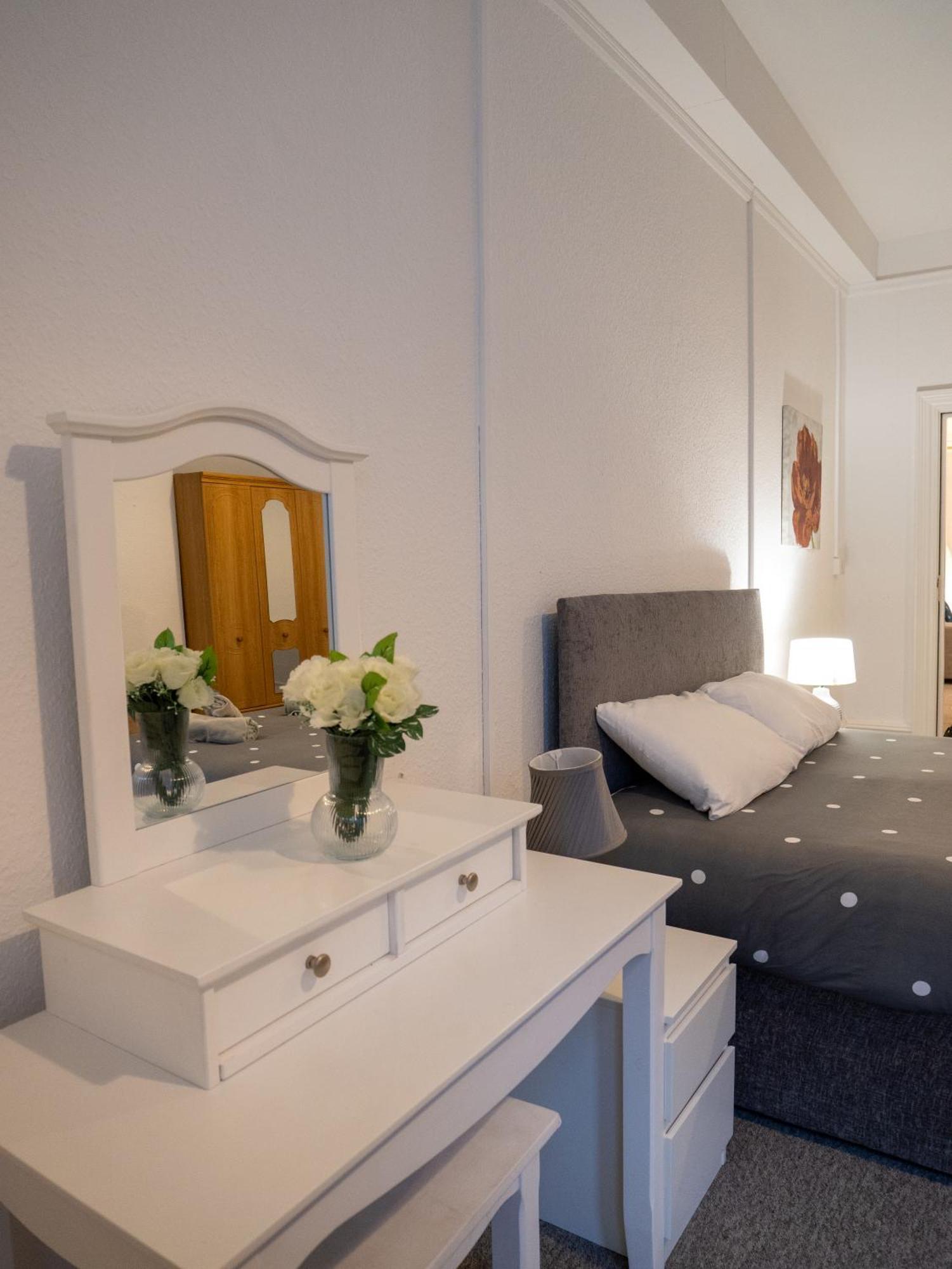 Luxury,Location And Convenience Apartment Bournemouth Ngoại thất bức ảnh
